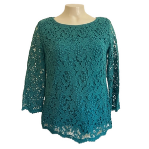 Talbots SZ 8 Cotton green floral blouse.